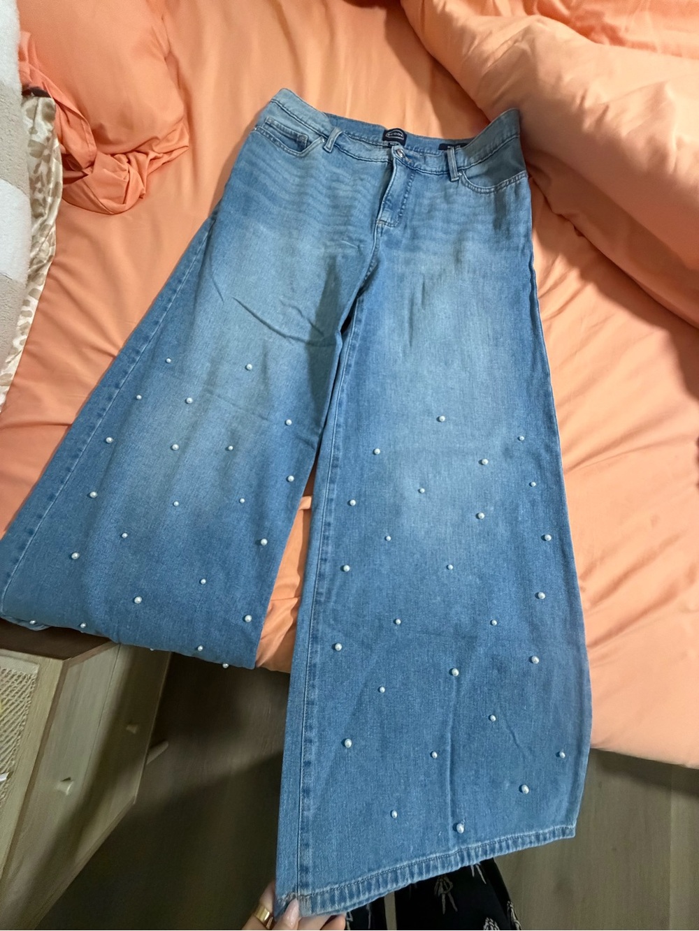 Pearl-Embellished Wide-Leg Jeans - Light Blue